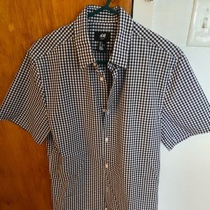 H&M shirt short sleeve never used like new